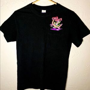 🐊Unique Thrifted Shirt🦀